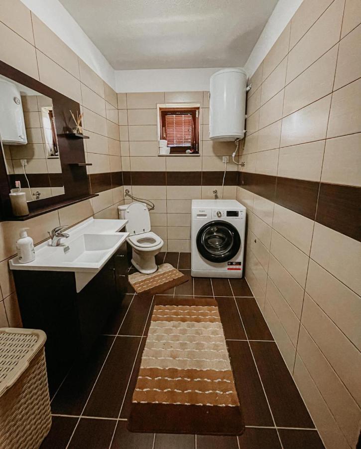 Holiday Home Avita Bihać Eksteriør billede