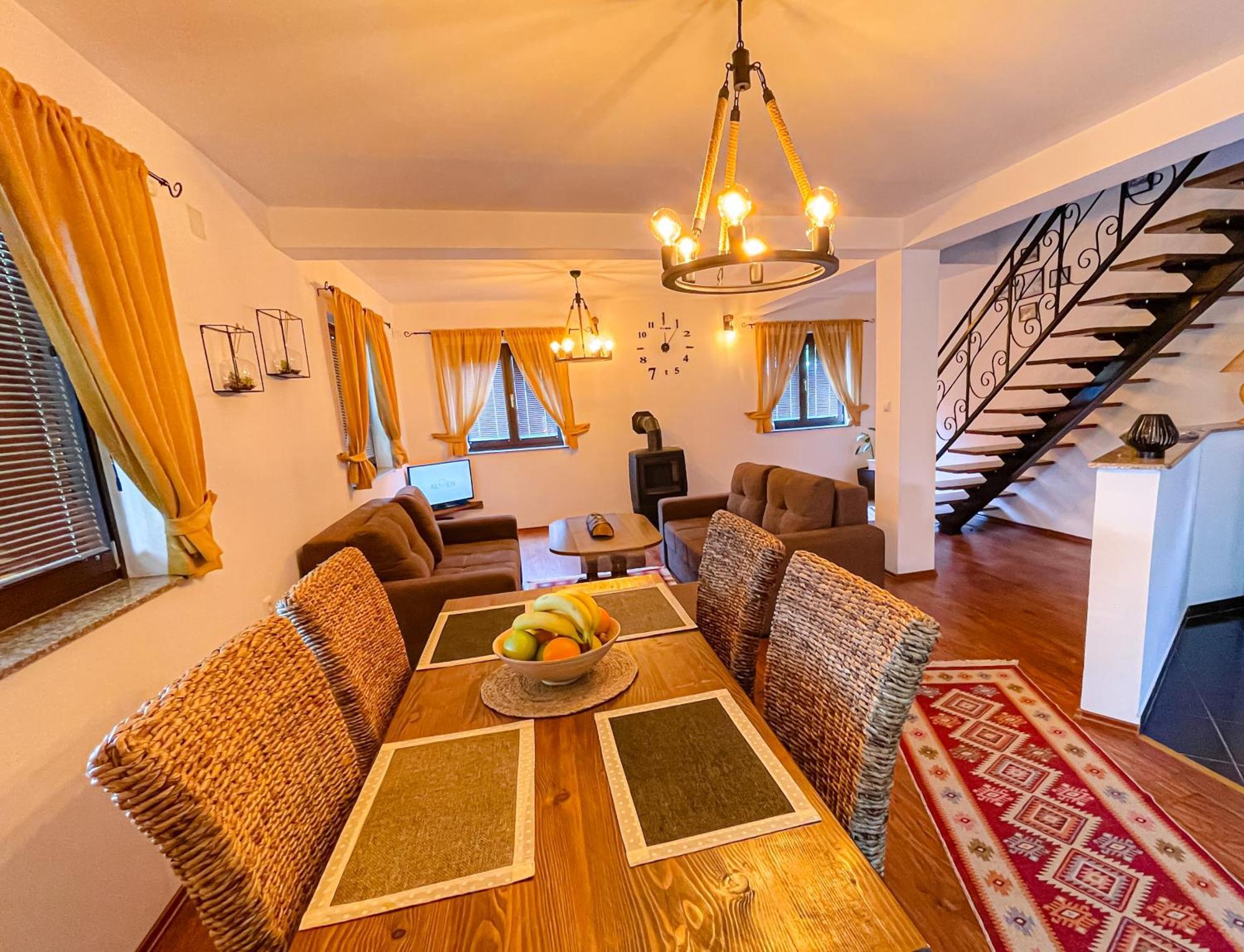Holiday Home Avita Bihać Eksteriør billede