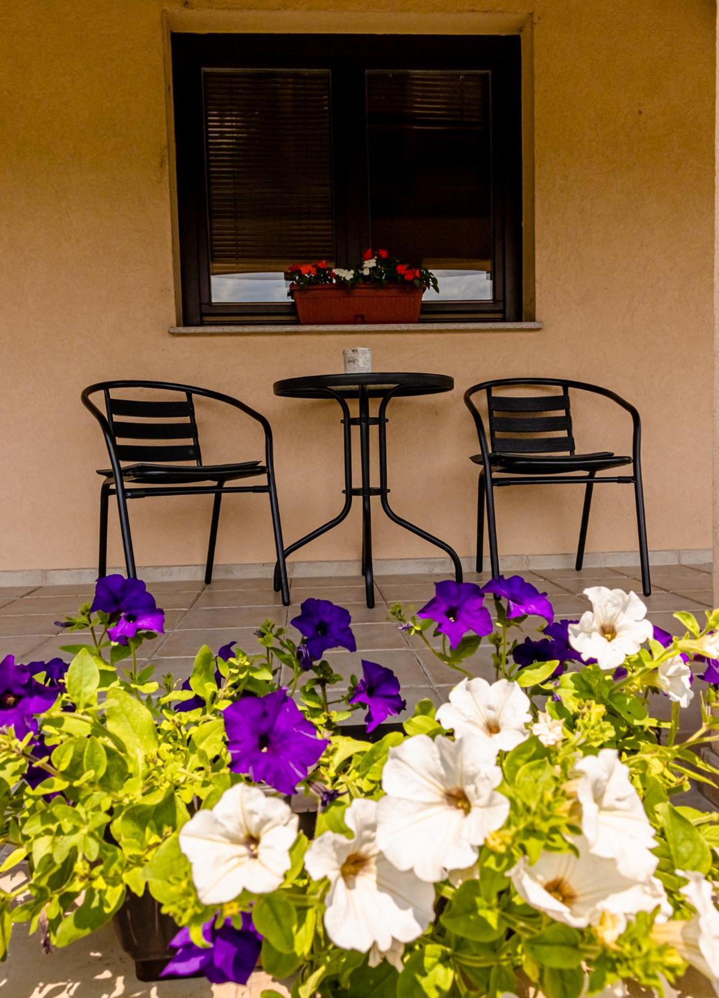 Holiday Home Avita Bihać Eksteriør billede
